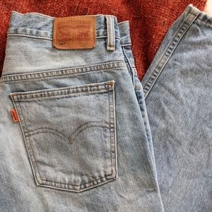 Women's Levi 517 Cropped boot cut jeans